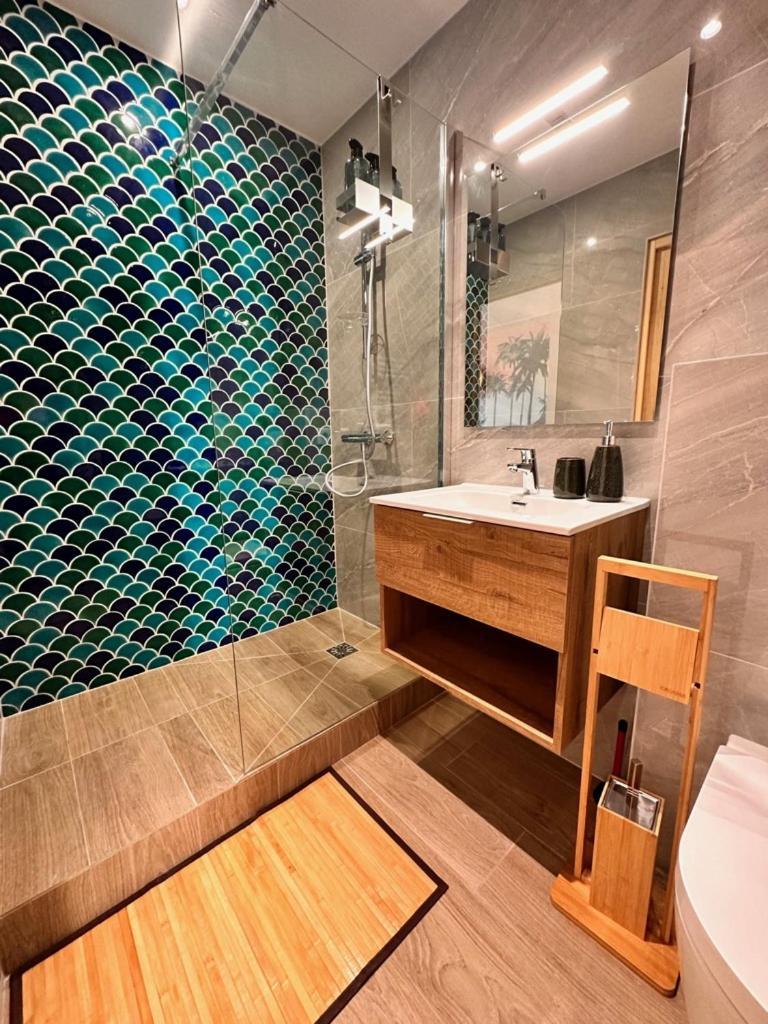Les Appartements De Nana 8 - Studio Hypercentre, Rue Meynadier, Palais & Plage, Clim, Wifi Cannes Zewnętrze zdjęcie